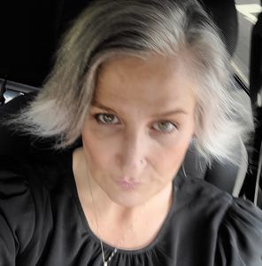 Meet your Posher, Karen